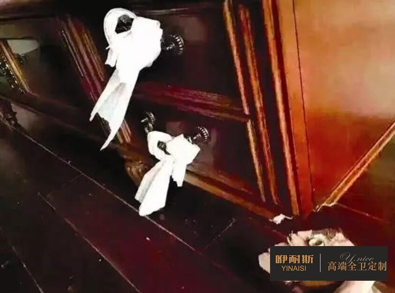 實木浴室柜為什么這么貴？